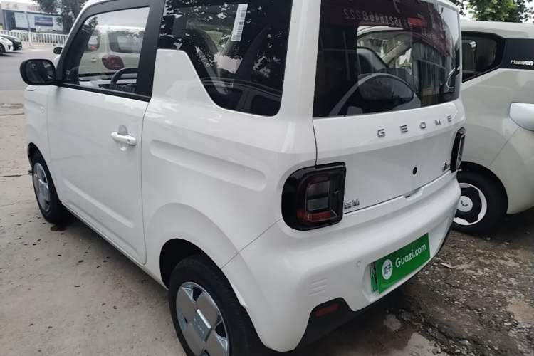Used Geely Galaxy Panda 2024 Panda Mini 200km Endurance Bear Rear Left 45 Deg