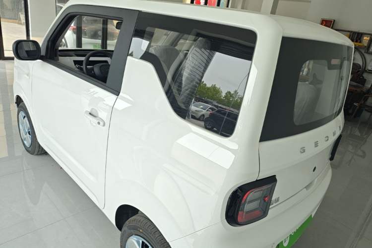 Used Geely Galaxy Panda 2024 Panda Mini 200km Endurance Bear Rear Left 45 Deg
