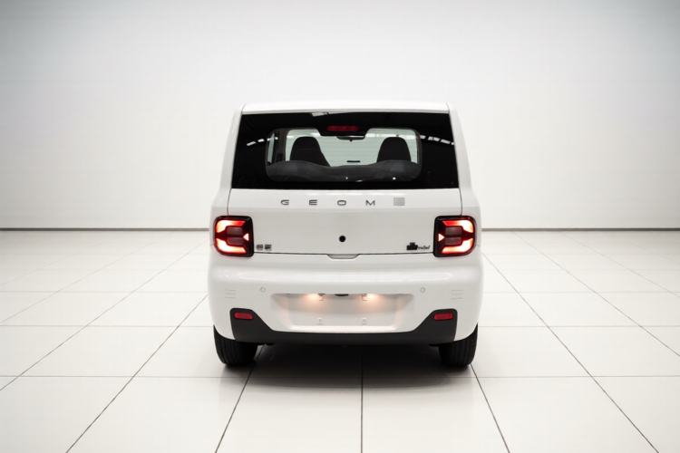 Used Geely Galaxy Panda 2024 Panda Mini 200km Endurance Bear Rear