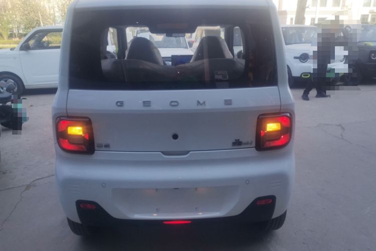 Used Geely Galaxy Panda 2024 Panda Mini 200km Endurance Bear Rear