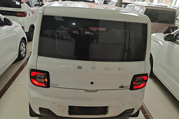 Used Geely Galaxy Panda 2024 Panda Mini 200km Endurance Bear Rear