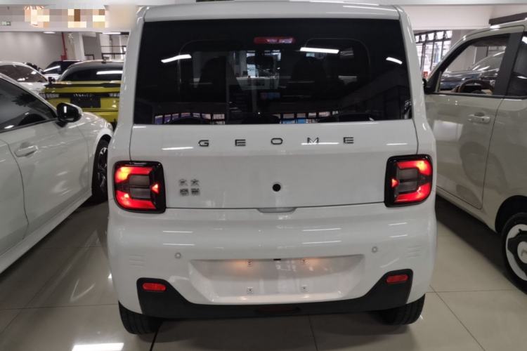 Used Geely Galaxy Panda 2024 Panda Mini 200km Endurance Bear Rear