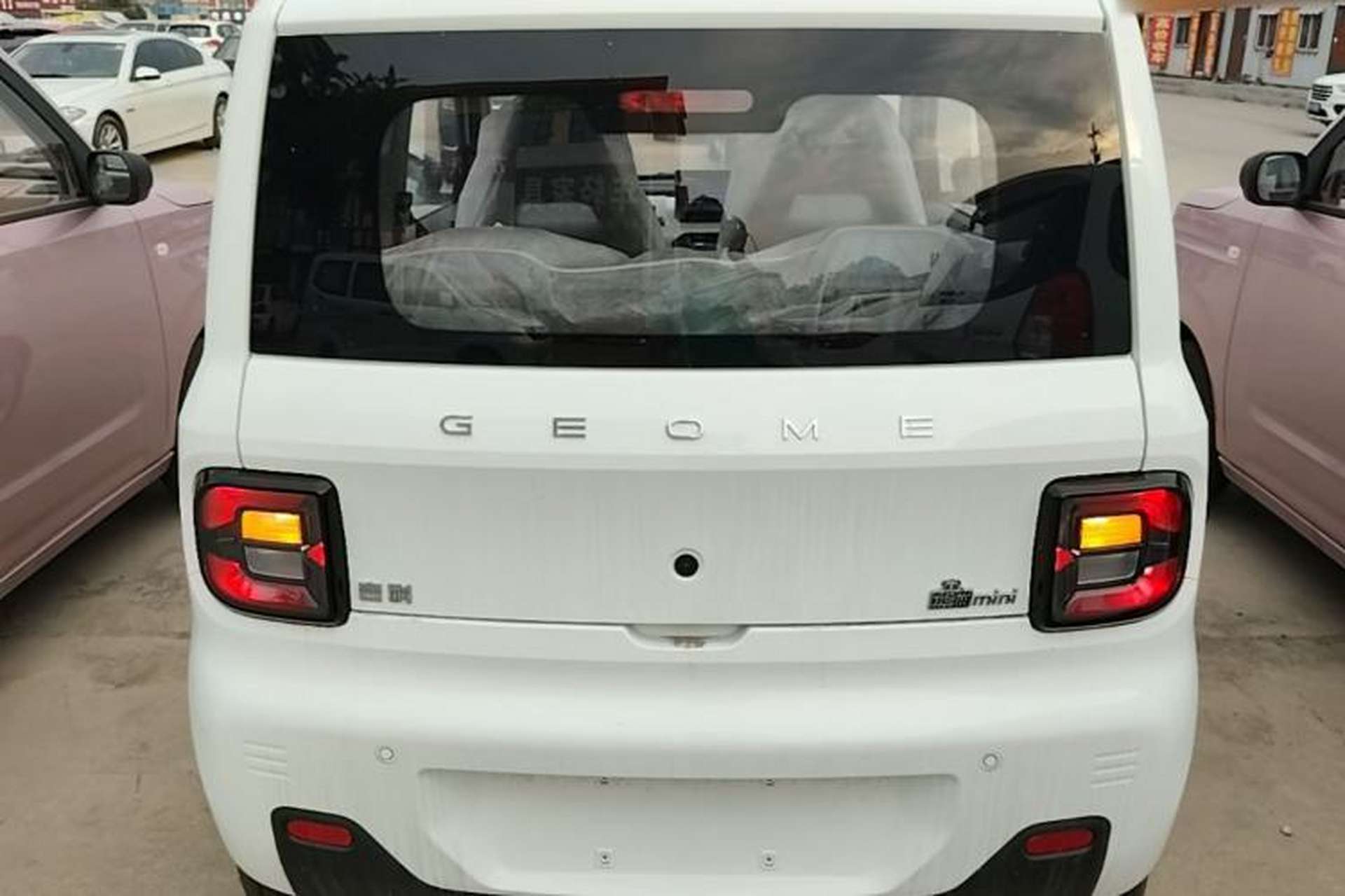 Used Geely Galaxy Panda 2024 Panda Mini 200km Endurance Bear Rear