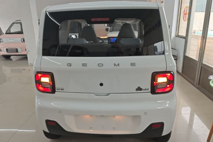 Used Geely Galaxy Panda 2024 Panda Mini 200km Endurance Bear Rear