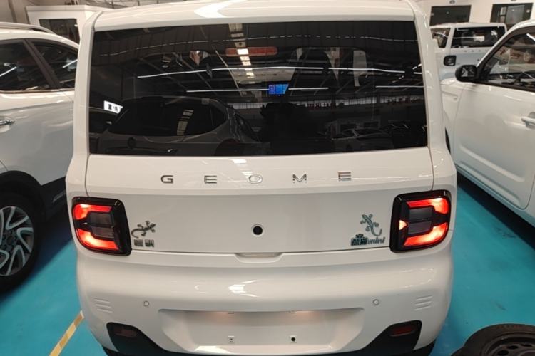 Used Geely Galaxy Panda 2024 Panda Mini 200km Endurance Bear Rear