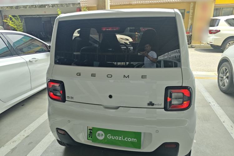Used Geely Galaxy Panda 2024 Panda Mini 200km Endurance Bear Rear