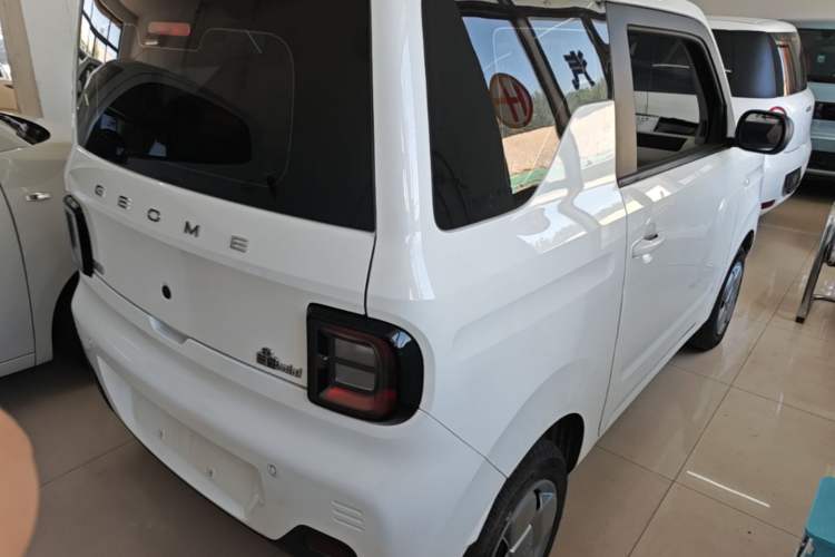 Used Geely Galaxy Panda 2024 Panda Mini 200km Endurance Bear Rear Right 45 Deg