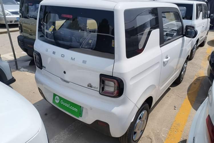 Used Geely Galaxy Panda 2024 Panda Mini 200km Endurance Bear Rear Right 45 Deg