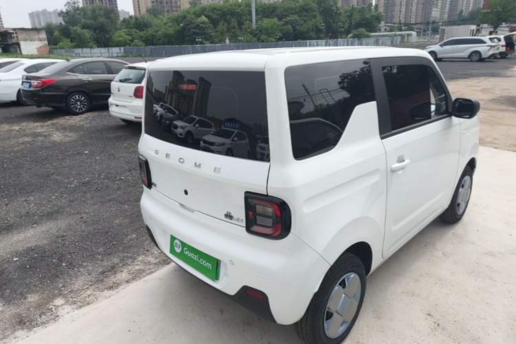 Used Geely Galaxy Panda 2024 Panda Mini 200km Endurance Bear Rear Right 45 Deg