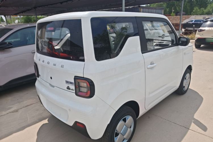 Used Geely Galaxy Panda 2024 Panda Mini 200km Endurance Bear Rear Right 45 Deg