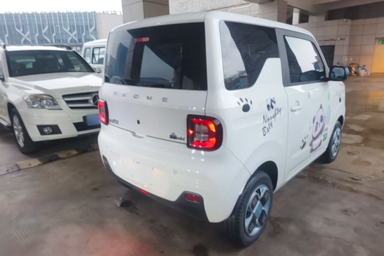 Used Geely Galaxy Panda 2024 Panda Mini 200km Endurance Bear Rear Right 45 Deg