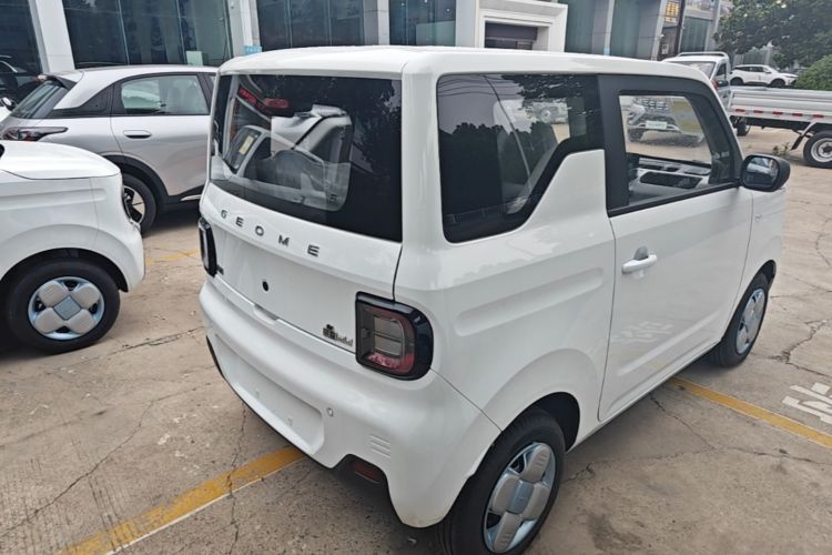 Used Geely Galaxy Panda 2024 Panda Mini 200km Endurance Bear Rear Right 45 Deg
