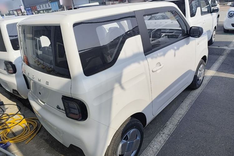 Used Geely Galaxy Panda 2024 Panda Mini 200km Endurance Bear Rear Right 45 Deg