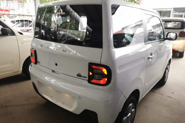 Used Geely Galaxy Panda 2024 Panda Mini 200km Endurance Bear Rear Right 45 Deg