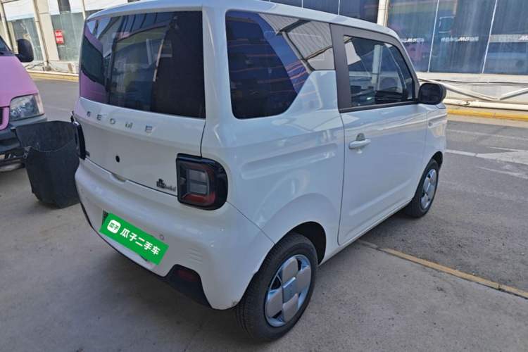 Used Geely Galaxy Panda 2024 Panda Mini 200km Endurance Bear Rear Right 45 Deg
