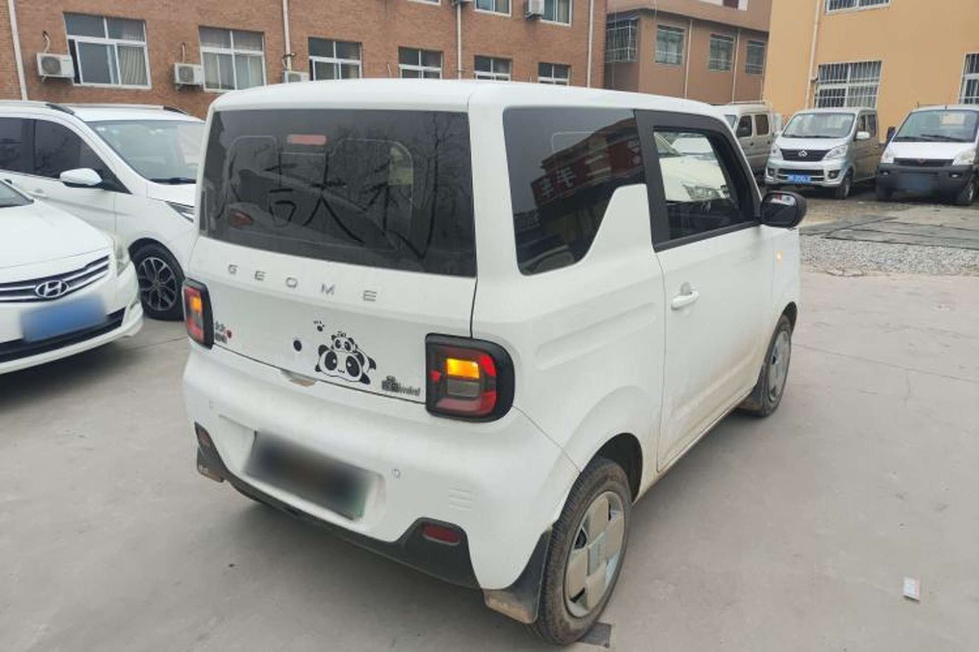 Used Geely Galaxy Panda 2024 Panda Mini 200km Endurance Bear Rear Right 45 Deg