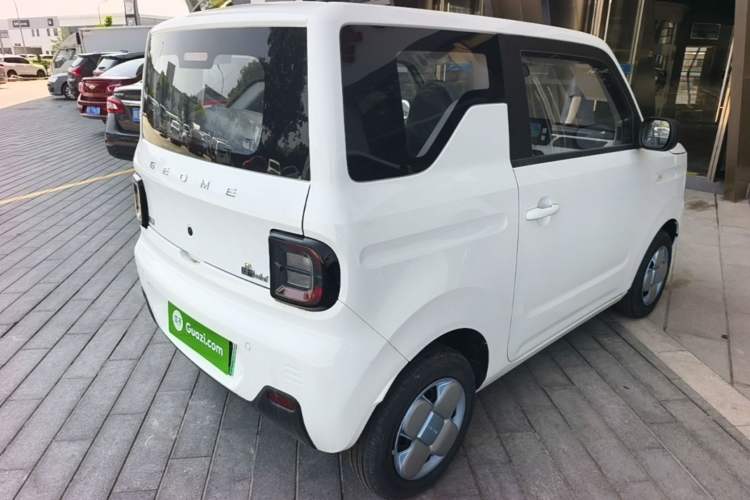 Used Geely Galaxy Panda 2024 Panda Mini 200km Endurance Bear Rear Right 45 Deg