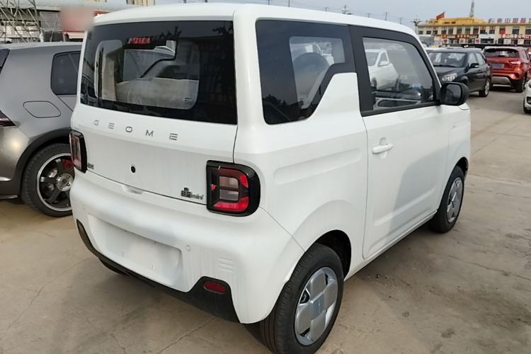 Used Geely Galaxy Panda 2024 Panda Mini 200km Endurance Bear Rear Right 45 Deg