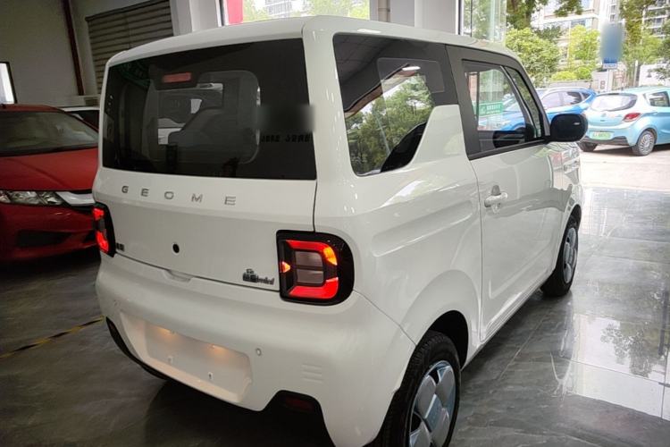 Used Geely Galaxy Panda 2024 Panda Mini 200km Endurance Bear Rear Right 45 Deg