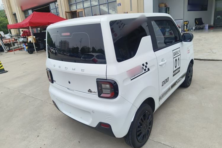 Used Geely Galaxy Panda 2024 Panda Mini 200km Endurance Bear Rear Right 45 Deg
