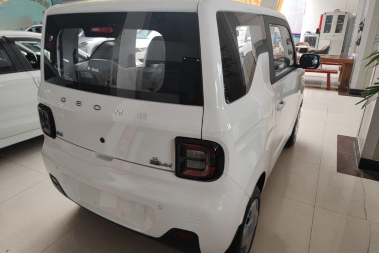 Used Geely Galaxy Panda 2024 Panda Mini 200km Endurance Bear Rear Right 45 Deg