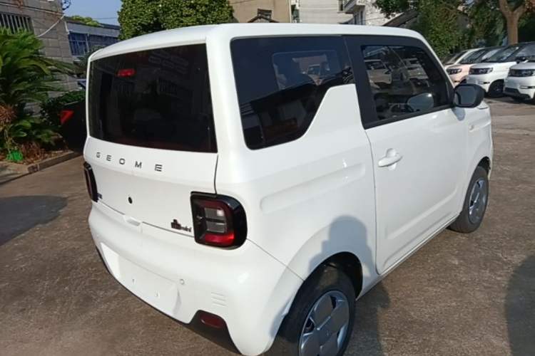 Used Geely Galaxy Panda 2024 Panda Mini 200km Dragon Edition Rear Right 45 Deg