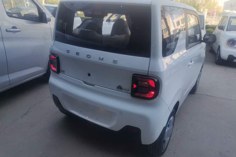 Used Geely Galaxy Panda 2024 Panda Mini 200km Endurance Bear Rear Right 45 Deg