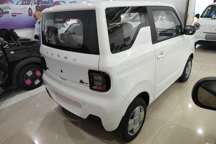 Used Geely Galaxy Panda 2024 Panda Mini 200km Endurance Bear Rear Right 45 Deg