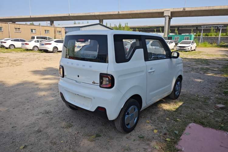 Used Geely Galaxy Panda 2024 Panda Mini 200km Endurance Bear Rear Right 45 Deg