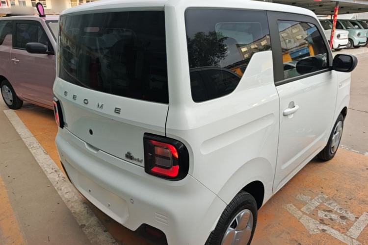 Used Geely Galaxy Panda 2024 Panda Mini 200km Endurance Bear Rear Right 45 Deg