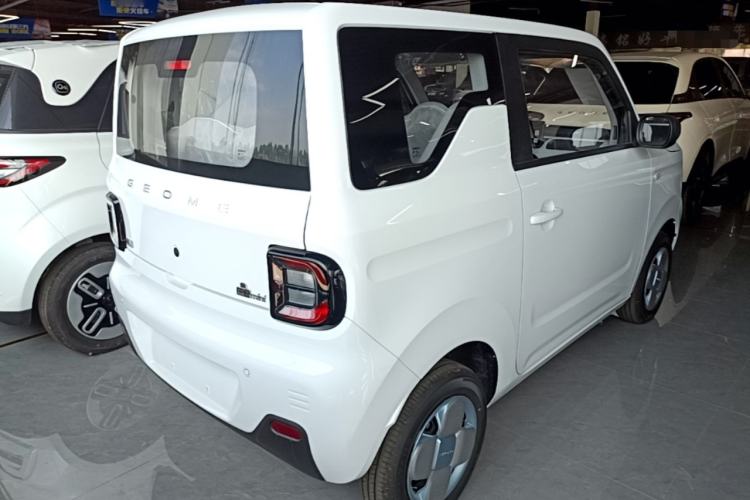 Used Geely Galaxy Panda 2024 Panda Mini 200km Endurance Bear Rear Right 45 Deg