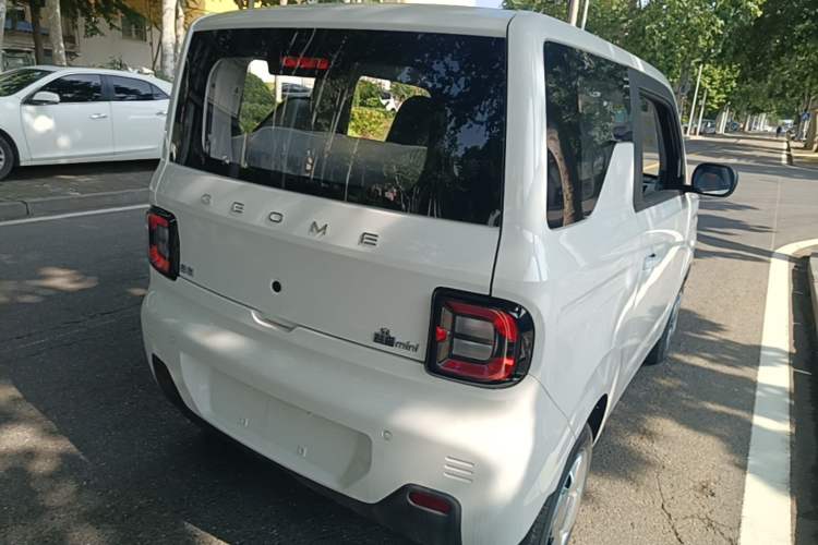 Used Geely Galaxy Panda 2024 Panda Mini 200km Endurance Bear Rear Right 45 Deg
