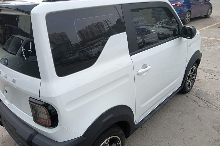 Used Geely Galaxy Panda 2024 200km Panda Rider Rear Right 45 Deg