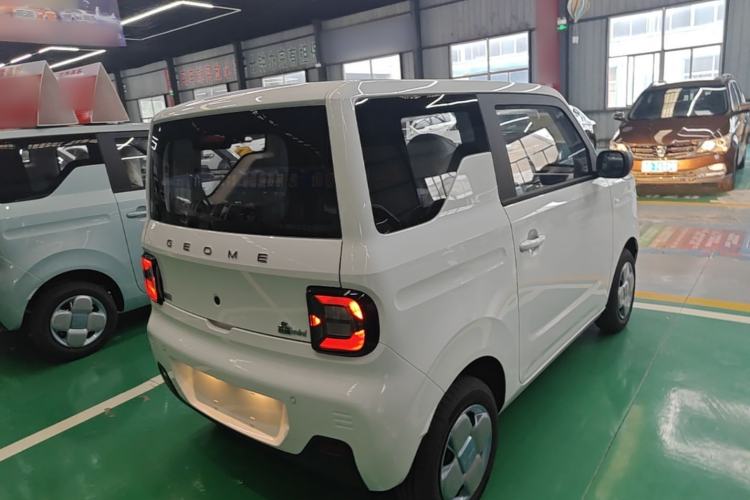 Used Geely Galaxy Panda 2024 Panda Mini 200km Longteng PRO Edition Rear Right 45 Deg