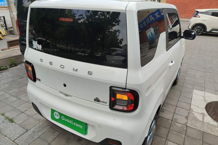 Used Geely Galaxy Panda 2024 Panda Mini 200km Endurance Bear Rear Right 45 Deg