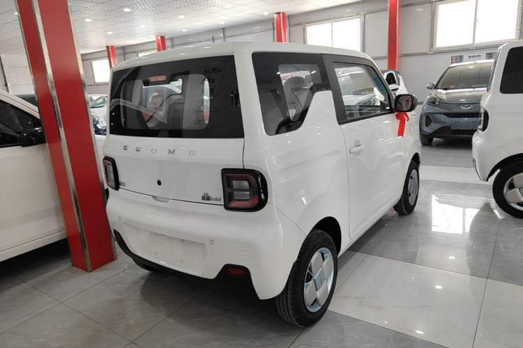 Used Geely Galaxy Panda 2024 Panda Mini 200km Endurance Bear Rear Right 45 Deg