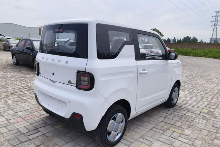 Used Geely Galaxy Panda 2024 Panda Mini 200km Endurance Bear Rear Right 45 Deg