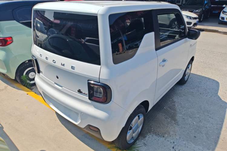 Used Geely Galaxy Panda 2024 Panda Mini 200km Endurance Bear Rear Right 45 Deg