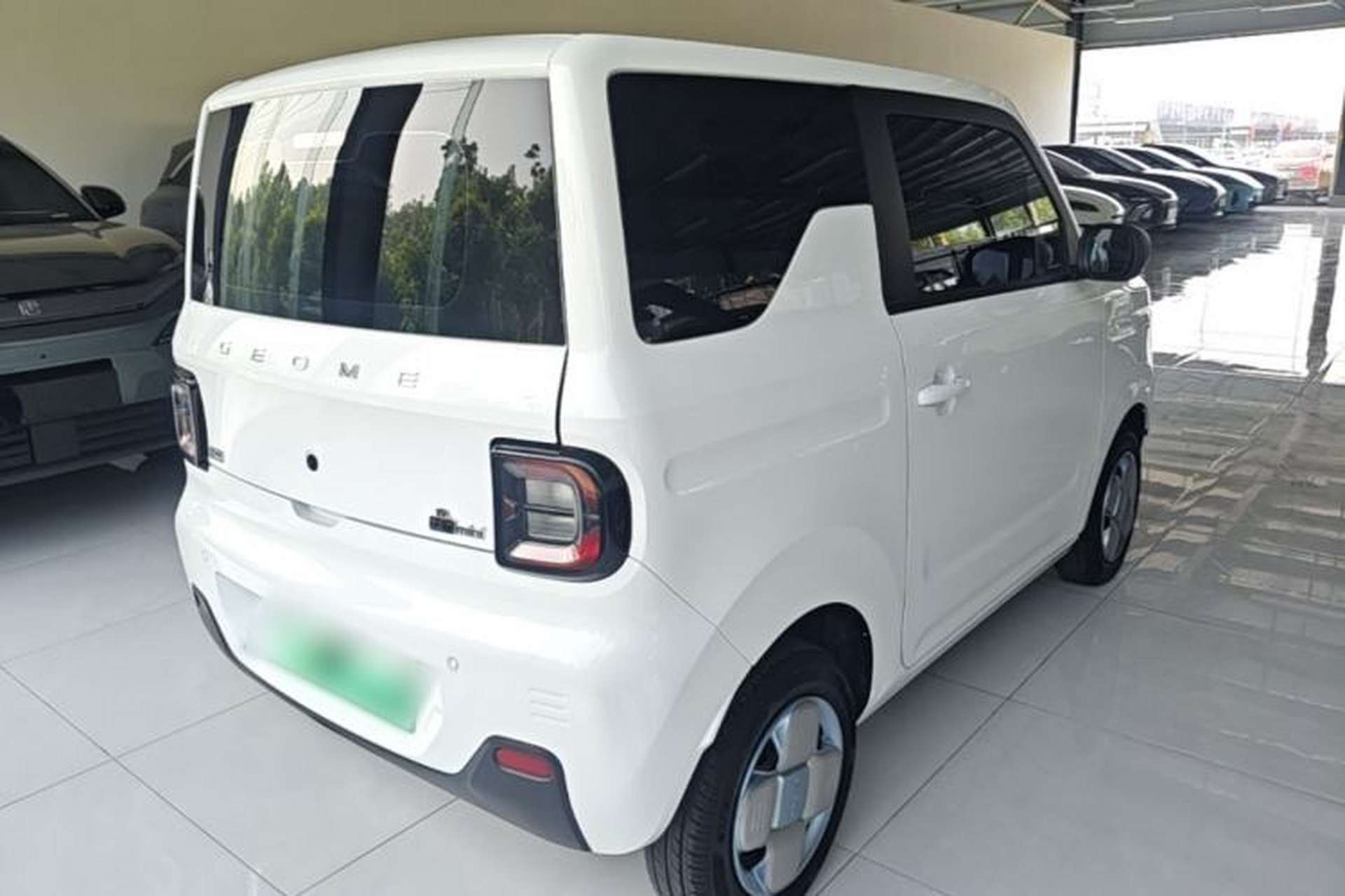 Used Geely Galaxy Panda 2024 Panda Mini 200km Endurance Bear Rear Right 45 Deg