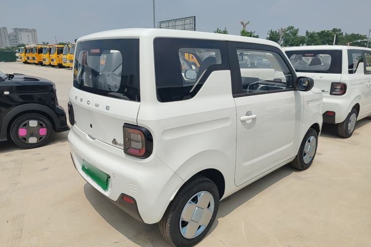 Used Geely Galaxy Panda 2024 Panda Mini 200km Endurance Bear Rear Right 45 Deg