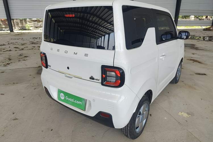 Used Geely Galaxy Panda 2024 Panda Mini 200km Endurance Bear Rear Right 45 Deg