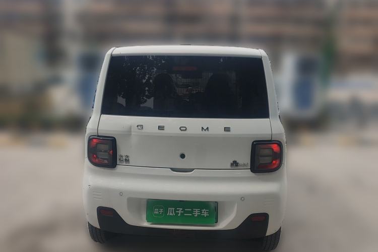 Used Geely Galaxy Panda 2024 Panda Mini 200km Endurance Bear Rear