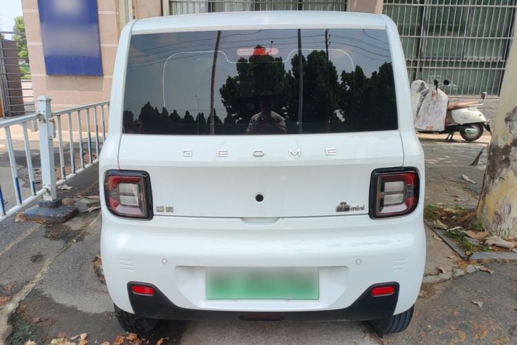 Used Geely Galaxy Panda 2024 Panda Mini 200km Endurance Bear Rear
