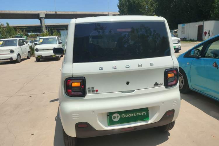 Used Geely Galaxy Panda 2024 Panda Mini 200km Endurance Bear Rear
