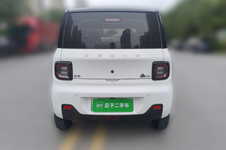 Used Geely Galaxy Panda 2024 Panda Mini 200km Endurance Bear Rear