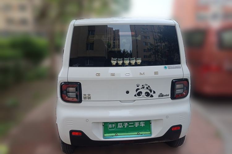 Used Geely Galaxy Panda 2024 Panda Mini 200km Endurance Bear Rear