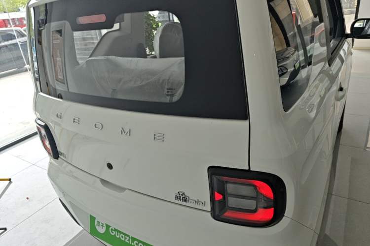 Used Geely Galaxy Panda 2024 Panda Mini 200km Endurance Bear Rear