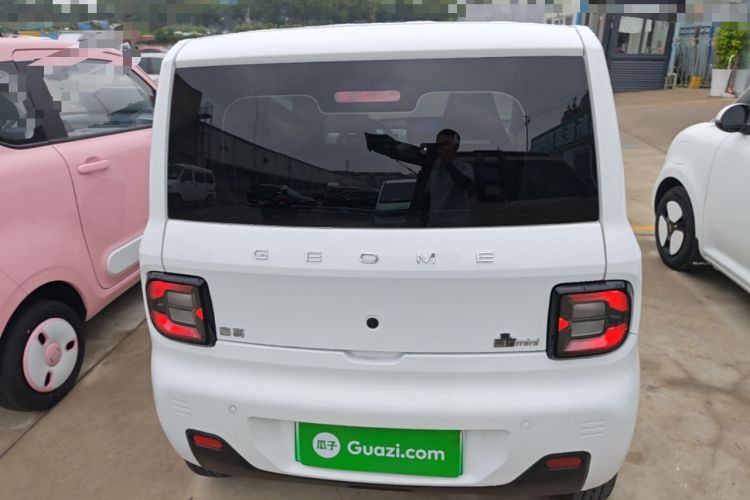 Used Geely Galaxy Panda 2024 Panda Mini 200km Endurance Bear Rear