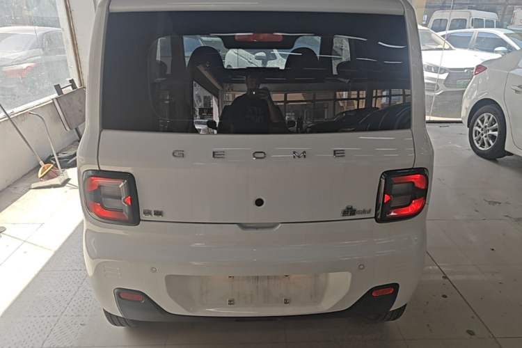 Used Geely Galaxy Panda 2024 Panda Mini 200km Endurance Bear Rear