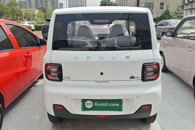 Used Geely Galaxy Panda 2024 Panda Mini 200km Endurance Bear Rear